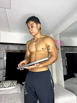 MR_MUSCLE live sex cam