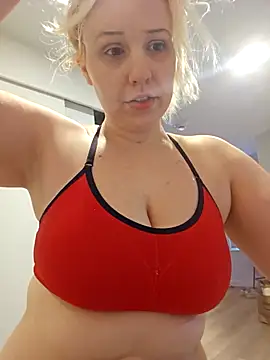 RaisingDaisy live sex cam