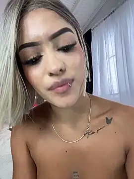 MystiqueXXX live sex cam