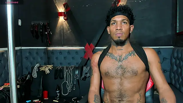 DIEGO_WICKED live sex cam