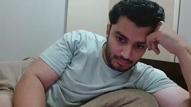 robintoit live sex cam