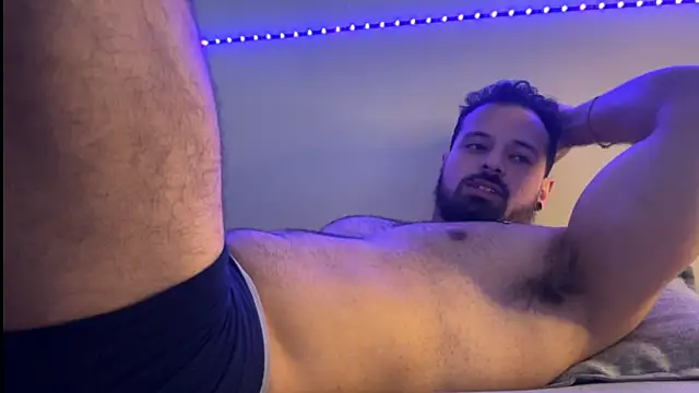 Lucasfit24 live sex cam