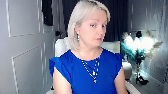 Juarnea live sex cam