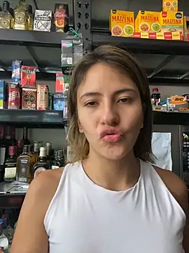 Andrea_19blonde live sex cam