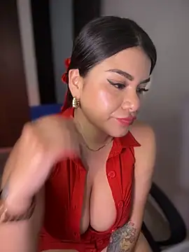 Issane_Peru live sex cam