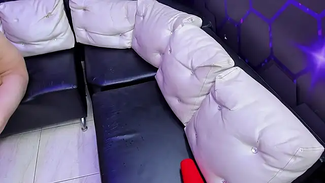 Blow2job-Lat live sex cam