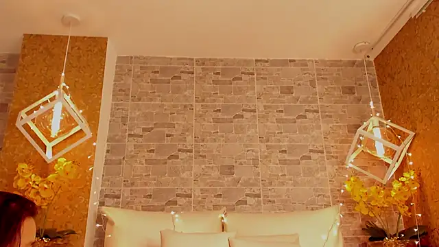 Catalina-Thompson live sex cam