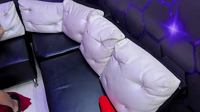 Blow2job-Lat live sex cam