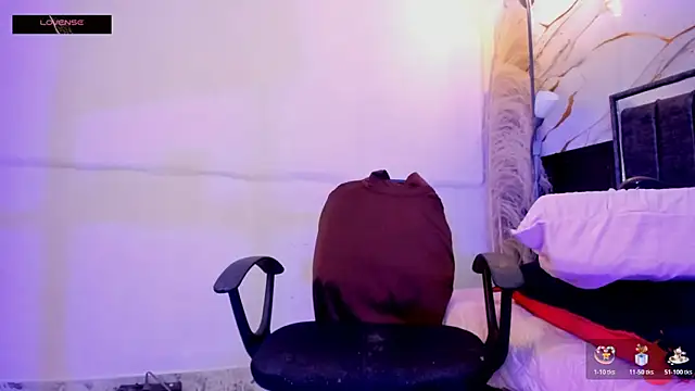 emma_bloom_ live sex cam