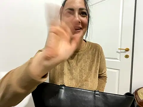 RaisaSalvi live sex cam