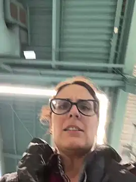 NataKitten live sex cam