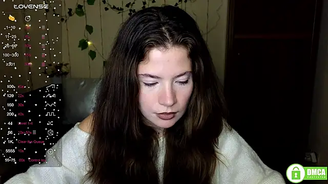 Alicia_redfollow live sex cam