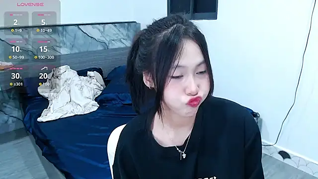 brianna-spanks live sex cam