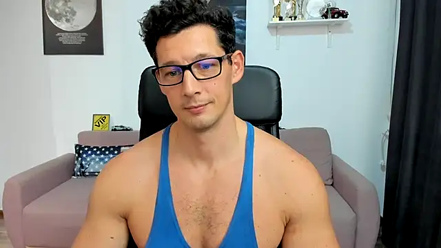 BrutusK08 live sex cam