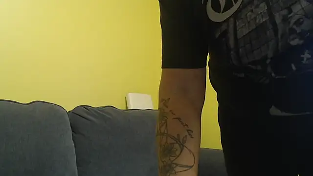 canadiancougar1965 live sex cam