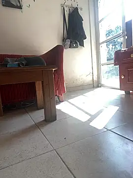 Lucy_YupiSweet live sex cam