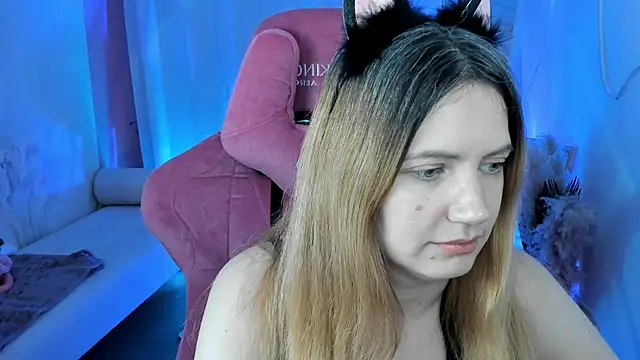 AleksaLaurent live sex cam