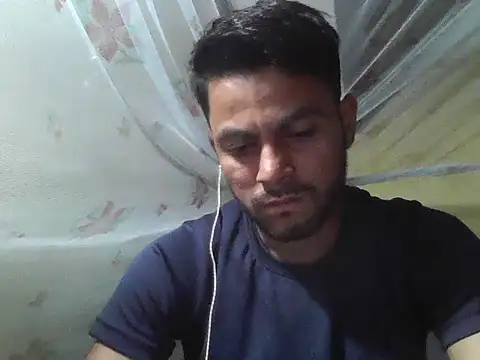 Stubborndesiboy live sex cam