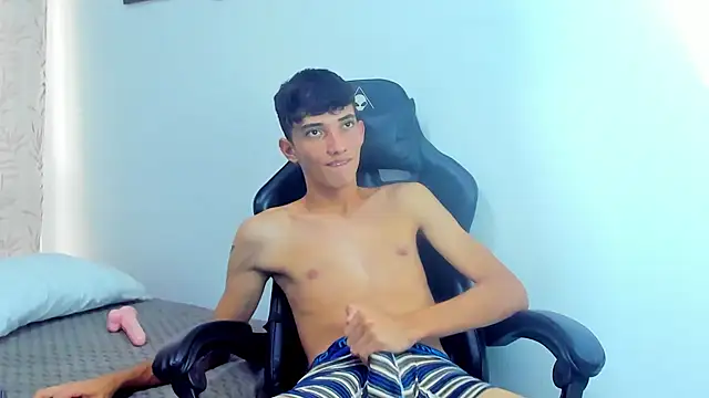 Maikol_Ortiz live sex cam