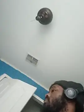 Kaalum561 live sex cam