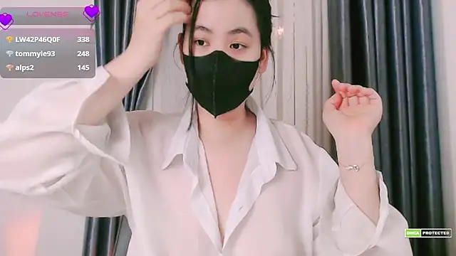 _Lov_Lynh live sex cam