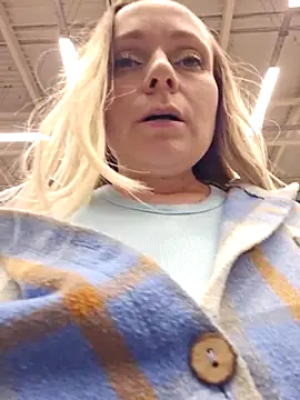 Bondgirl_013 live sex cam