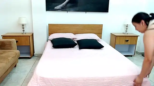 MaloryAndLuna live sex cam