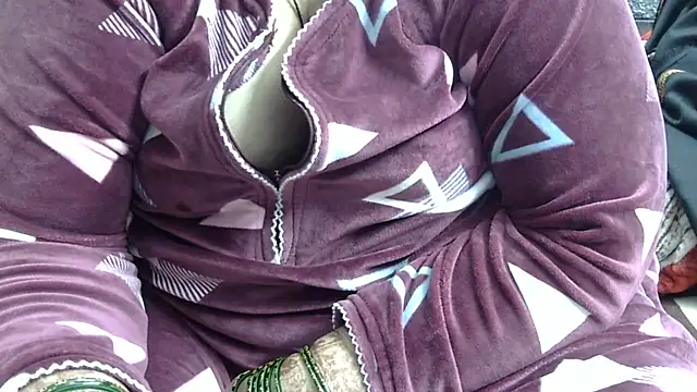 Kavya_XX live sex cam