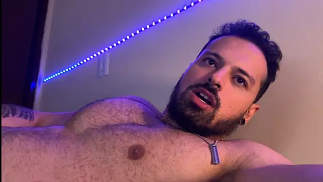 Lucasfit24 live sex cam