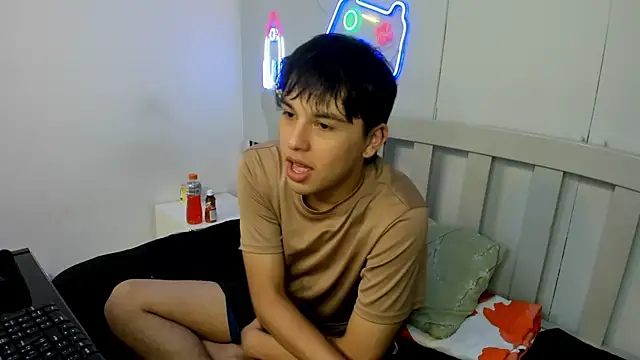 StiwenTwink live sex cam