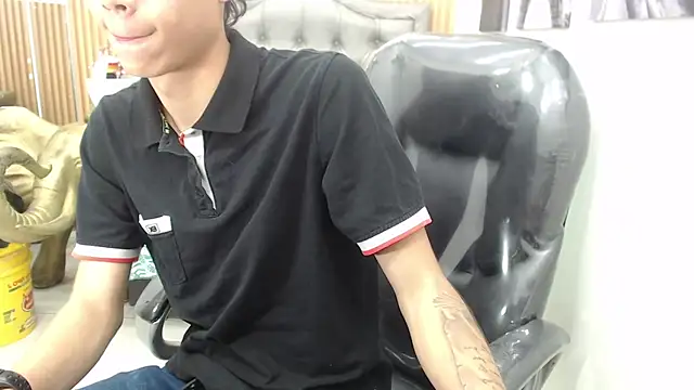 paul_ponce live sex cam