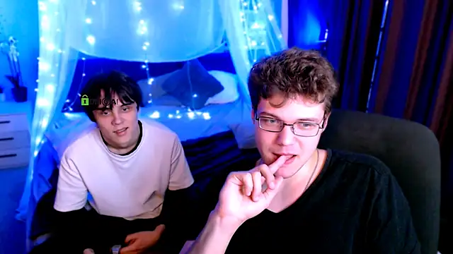lucas_long_ live sex cam