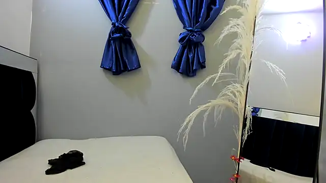 ShairaMarss live sex cam