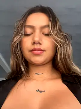 amanda-medrano1 live sex cam