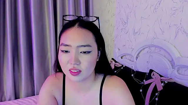 akino_hen live sex cam