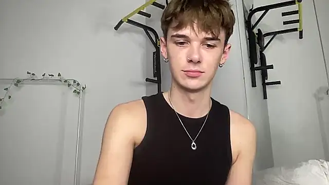 Milk_Guy live sex cam