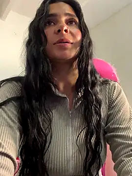 Meganmilk1 live sex cam