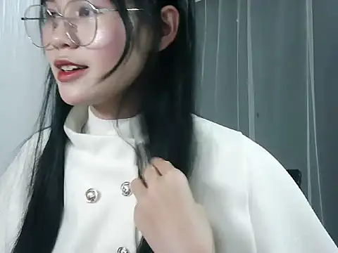 Nunaa18 live sex cam