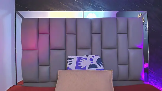 _MiaBrown_ live sex cam