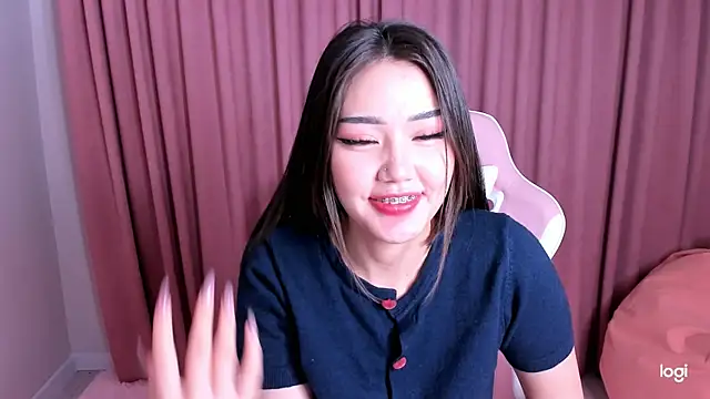 Momo_Ayase_ live sex cam