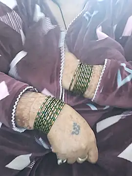 Kavya_XX live sex cam