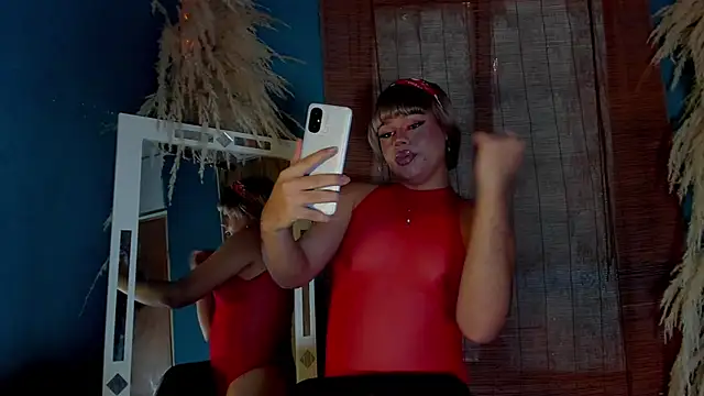 Tiffany_deluxe live sex cam