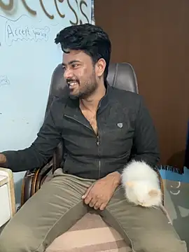 MeekBatgirl live sex cam