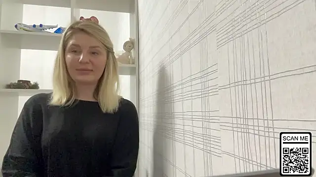 Blondie_xoxoxo live sex cam