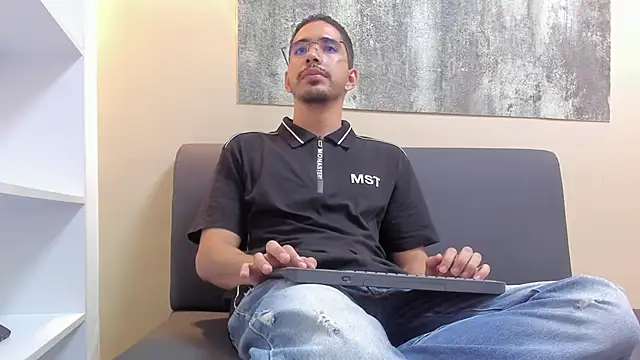 RYAN_PATERSON live sex cam