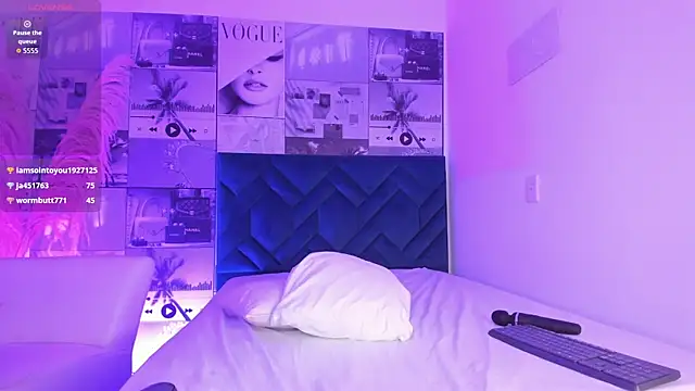 iSofiaass live sex cam