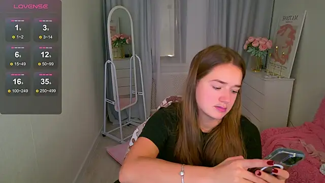 LovelyJessie live sex cam