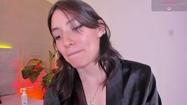 Karito-28 live sex cam