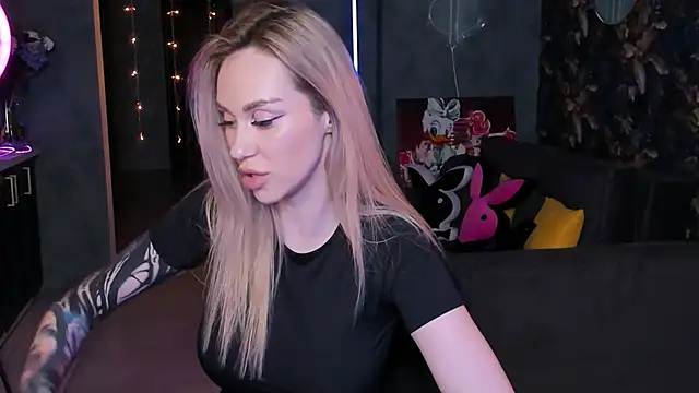 Blckmirrorr live sex cam