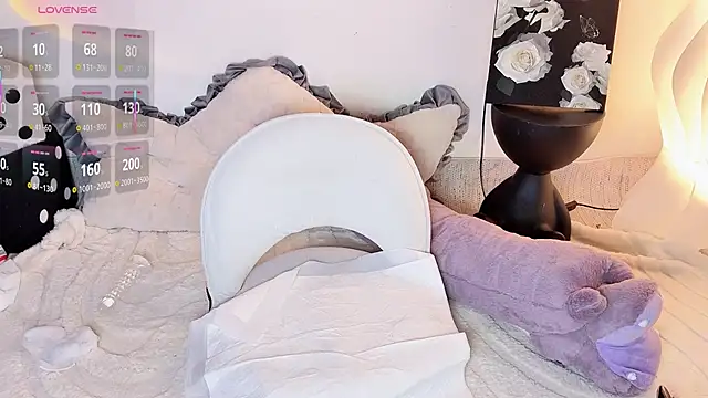 BoxedGyre- live sex cam